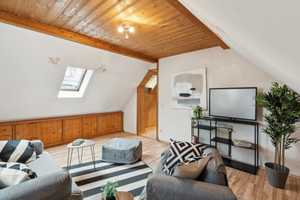 TRAUMHEIM - EFH mit 307 m² Innenraum, einem 600 m² großen Grundstück und zwei Garagen in Aichach – Aichach-Friedberg (Kreis) – Vorschaubild 15