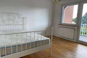 Teilmöbliertes 5-Zimmer Rheinhaus bei Kaiserswerth (nähe ISD) in Düsseldorf – Die vollständige Adresse der Immobilie erhältst du vom Anbieter., 40474 Lohausen, Düsseldorf – Vorschaubild 12