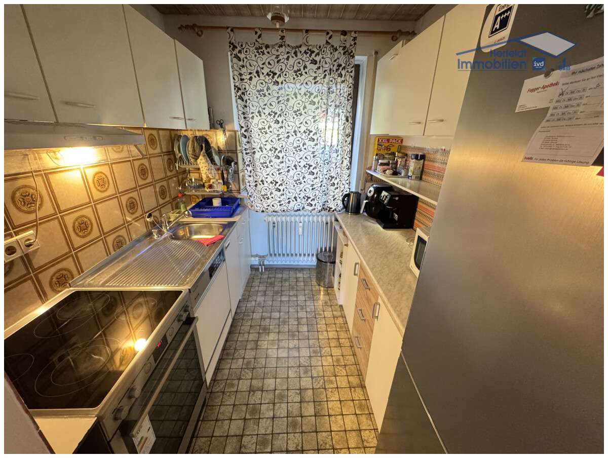 Immobilie in Kaufering - Modernisierte 3-Zimmer-Wohnung mit Süd-Balkon und TG-Stellplatz in zentraler Lage - Bild 1