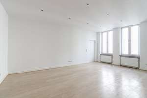 Lichtdurchflutete Wohlfühloase mit moderner Einbauküche und elegantem Tageslichtbad – Frankenstraße 8, 65183 Westend / Bleichstraße, Wiesbaden – Vorschaubild 3