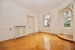 Herrschaftliche Altbauetage in der City-Ost von Wiesbaden – Die vollständige Adresse der Immobilie erhältst du vom Anbieter., 65189 Südost, Wiesbaden – Vorschaubild 2