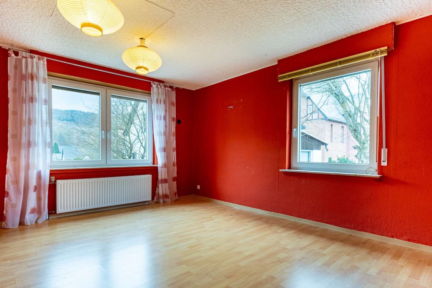 Immobilie in Brilon - Historische Doppelhaushälfte mit Garten – Ihr Raum für neue Ideen - Bild 2