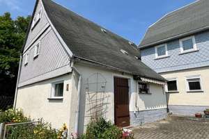 Dauerhafte Lebensfreude in schöner Natur und ländlicher Umgebung!
Wohnhaus mit Nebengelass und Gara – Die vollständige Adresse der Immobilie erhältst du vom Anbieter., 2736 Beiersdorf – Vorschaubild 6