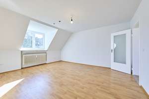 Lichtdurchflutete Dachgeschosswohnung in Untergiesing