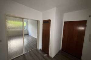 Sonnige 2-Zimmer-Wohnung mit Terrasse in Hannover – Plettenbergstraße 6, 30457 Wettbergen, Hannover – Vorschaubild 3