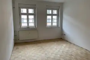 Neu renovierte 3 Zimmer Wohnung mit Balkon und Echtholzboden – Helenenhof 4, 90419 Nürnberg – Vorschaubild 1
