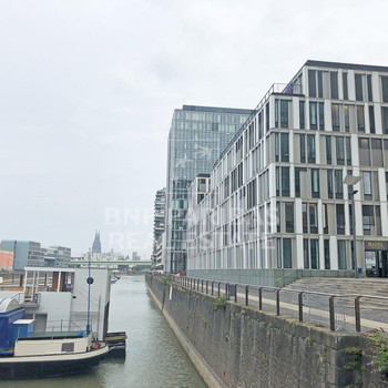 Open-Space Büro im Rheinauhafen – kurze Laufzeit möglich!