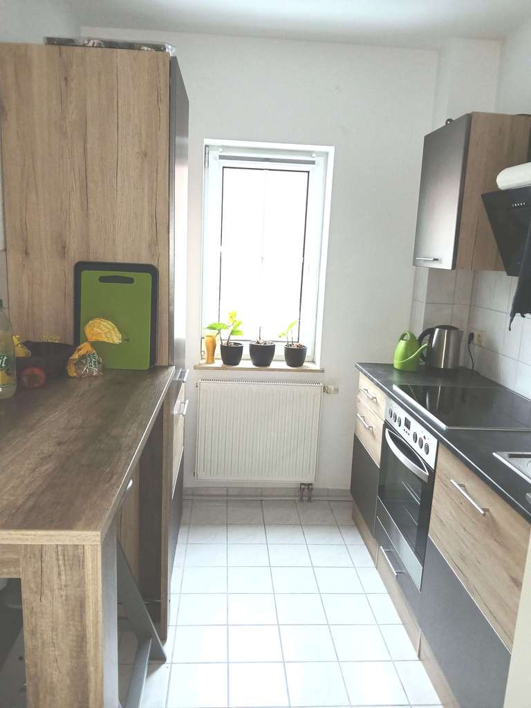 Immobilie in Neuruppin - Vermietete 2-Zimmer-Eigentumswohnung mit Balkon in zentraler Innenstadtlage - Bild 2