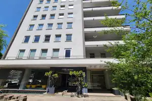 Property thumbnail 1