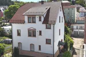 Dreifamilienhaus mit schönem Garten, Doppel- und Einzelgarage sowie Stellplatz – Esslingen (Kreis) – Vorschaubild 2