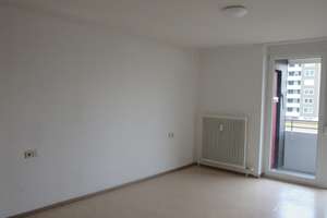 4,5-Zimmer Wohnung mit Balkon im 4. OG in Reutlingen – Hermann-Ehlers-Str. 48, 72762 Reutlingen-Mitte, Reutlingen – Vorschaubild 12