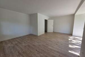 Helle 2-Zimmer-Wohnung mit Erker, einem Stellplatz und naturnaher Lage in Dessau-Kochstedt – Bergstraße 27, 6847 Kochstedt, Dessau-Roßlau – Vorschaubild 3