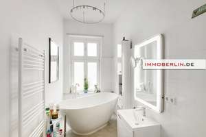 IMMOBERLIN.DE - Bleibtreustraße – Topzustand! Exklusive Dachgeschosswohnung in Bestlage – Die vollständige Adresse der Immobilie erhältst du vom Anbieter., 10707 Charlottenburg, Berlin – Vorschaubild 3
