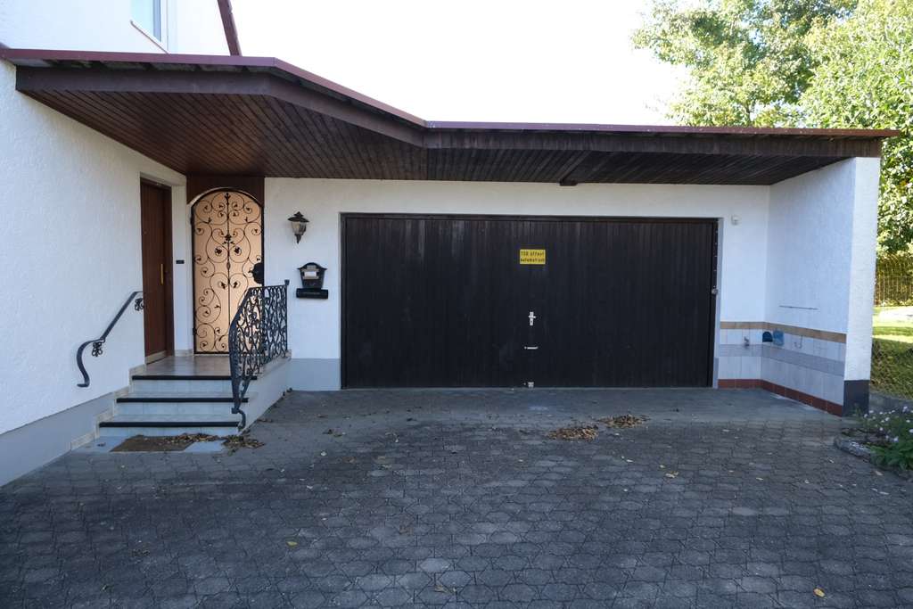 Immobilie in Blindheim - Ruhiges Familienglück: Ihr Projekt zum Wohlfühlen auf traumhaftem Gartengrundstück - Bild 3