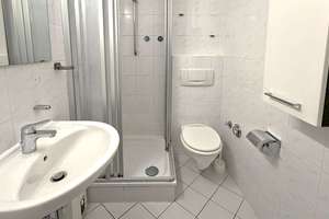 Top-Lage Univiertel: 2-Zimmer-Wohnung mit Entwicklungspotenzial – Die vollständige Adresse der Immobilie erhältst du vom Anbieter., 20146 Rotherbaum, Hamburg – Vorschaubild 6