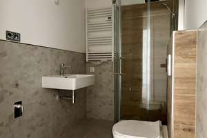 ERSTBEZUG * schicke Familienwohnung * moderne Bäder * Balkon – Paul-Gerhardt-Straße 64, 9130 Sonnenberg, Chemnitz – Vorschaubild 4