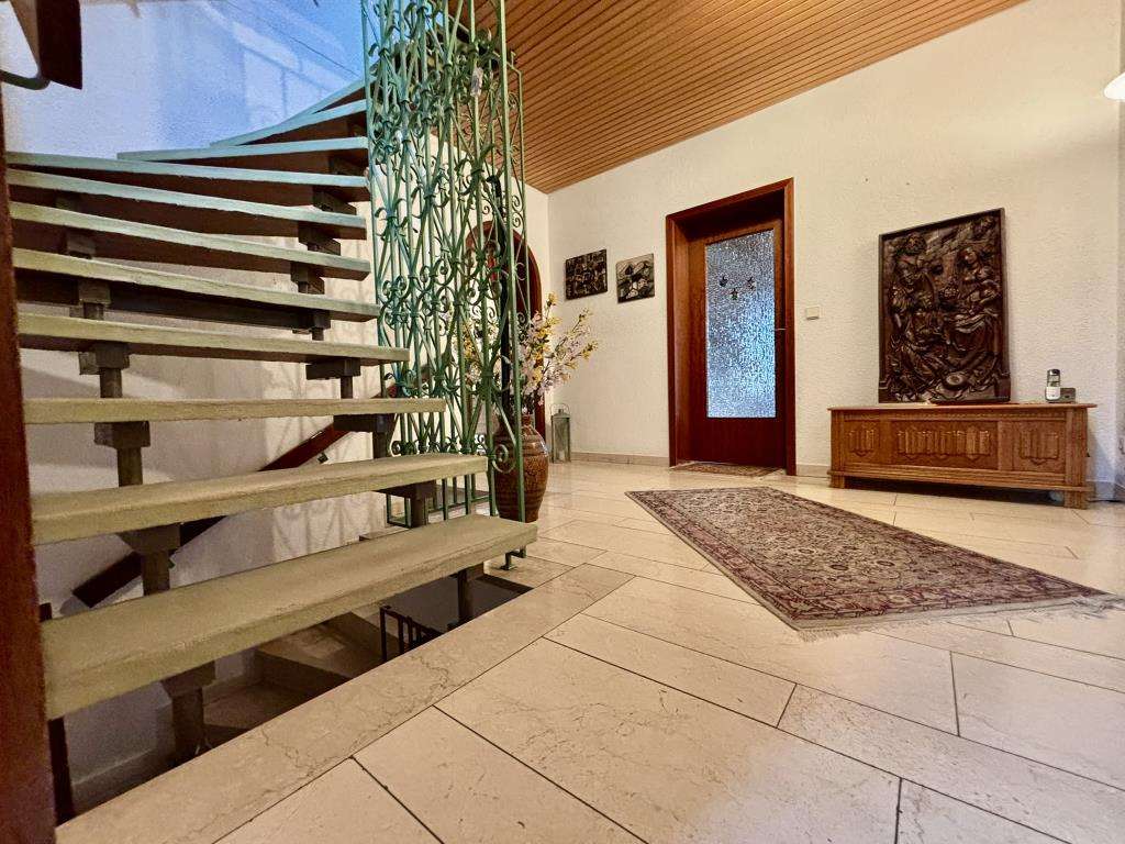 Immobilie in Möhrendorf - +++ Kinder, wir sind zu Hause - Grün, ruhig & doch stadtnah! +++ - Bild 2