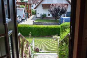 Einfamilienhaus mit Einliegerwohnung, Dachgeschoss und gepflegtem Garten in Linsengericht-Geislitz. – Main-Kinzig-Kreis – Vorschaubild 2