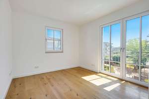 Villen-Architektur trifft Design-Ästhetik: Wohnung mit Dachterrasse zum Erstbezug – Die vollständige Adresse der Immobilie erhältst du vom Anbieter., 82131 Gauting – Vorschaubild 4