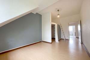 Großzügig geschnittene und leerstehende 3-Zimmer-Dachgeschosswohnung in urbaner Bilker Wohnlage! – Die vollständige Adresse der Immobilie erhältst du vom Anbieter., 40223 Bilk, Düsseldorf – Vorschaubild 8
