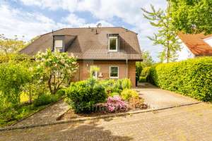 Seelscheider Ortskern – Ihr perfektes Zuhause mit Platz für alles, was Sie lieben! – Die vollständige Adresse der Immobilie erhältst du vom Anbieter., 53819 Neunkirchen-Seelscheid – Vorschaubild 3