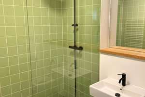 Gemütliche 2-Zimmer-Wohnung in moderner Wohnanlage mit Einbauküche – Tübinger Straße 3, 80686 Land in Sonne, München – Vorschaubild 7