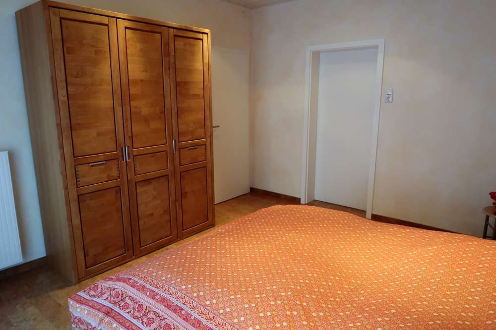 Immobilie in Dietzhölztal - Außergewöhnliches Wohnerlebnis auf 3 Ebenen - Bild 2