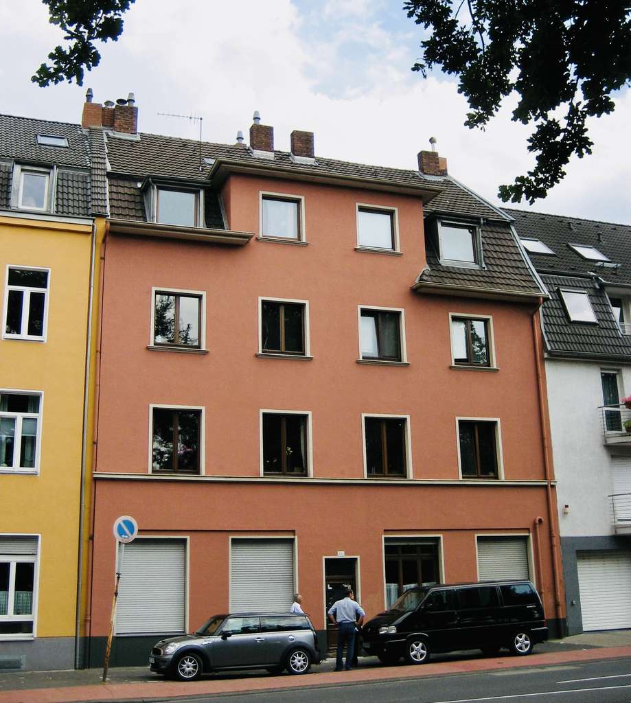 KÖLN-RADERTHAL; SONNIGE ALTBAU-EIGENTUMSWOHNUNG MIT HOHEN DECKEN; PROVISIONSFREI