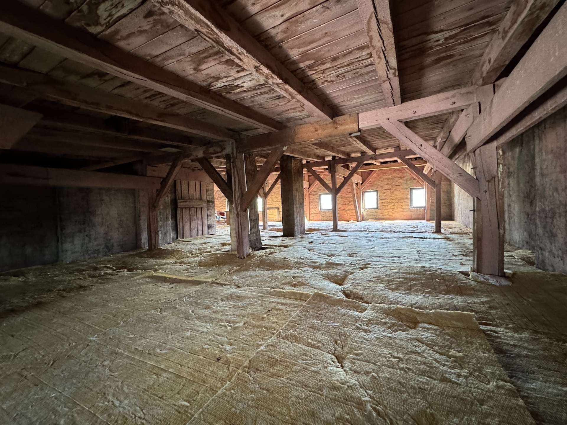 Einzigartiges Ausbaupotenzial - Unausgebautes Dachgeschoss im Szenekiez Kreuzberg, Berlin – Bild 1