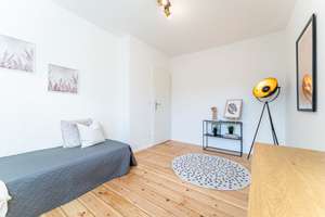 Saniertes Reihenhaus mit Garten in Adlershof – Husstraße 63, 12489 Adlershof, Berlin – Vorschaubild 10