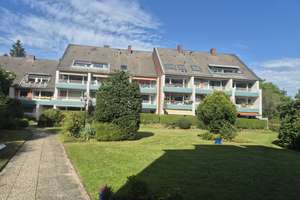 MEINE HYGELIGE 3 ZIMMER ERDGESCHOSS-WOHNUNG IN NIENDORF 83m² mit Sonnen-Terrasse & Stellplatz – 22459 Niendorf, Hamburg – Vorschaubild 3