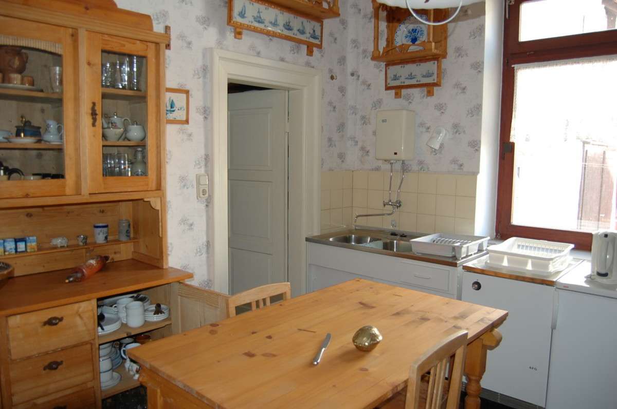 Immobilie in Duingen - Historisches Wohnhaus mit 3 WE und  Nebengebäuden- Ihr Angebot? - Bild 2