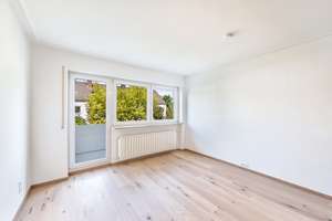 Bezugfreies Reihenmittelhaus mit Garten in begehrter Lage an den Isarauen – Die vollständige Adresse der Immobilie erhältst du vom Anbieter., 85737 Ismaning – Vorschaubild 7