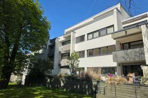Bestlage Dahlem: Hell & grün, SW-Loggia & TG! Ruhig direkt am Botanischen Garten! – 12165 Steglitz, Berlin – Vorschaubild 1