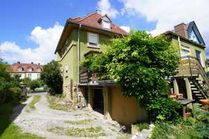 Gepflegtes 1-2-Familien-Haus mit großem Garten in Michelau – Die vollständige Adresse der Immobilie erhältst du vom Anbieter., 96247 Michelau in Oberfranken – Vorschaubild 2
