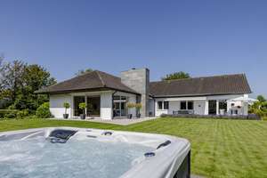Energieeffizienter, komfortabler & großzügiger Bungalow – Die vollständige Adresse der Immobilie erhältst du vom Anbieter., 33378 Rheda-Wiedenbrück – Vorschaubild 2