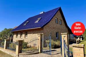 HORN IMMOBILIEN ++ RESERVIERT! Rossow bei Löcknitz, Einfamilienhaus  mit großer Garage – Die vollständige Adresse der Immobilie erhältst du vom Anbieter., 17322 Rossow – Vorschaubild 1