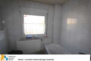 Reihenmittelhaus in Neutraubling voll unterkellert mit Garten und Terrasse – Egerlandstr. 11, 93073 Regensburg (Kreis) – Vorschaubild 18