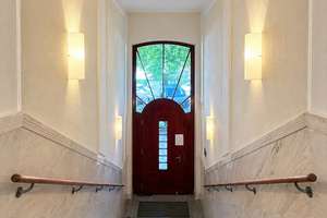 ELVIRA, Schwabing: 
Charmanter 3-Zimmer-Altbau in Bestlage mit großer Küche und viel Potenzial – Die vollständige Adresse der Immobilie erhältst du vom Anbieter., 80796 Neuschwabing, München – Vorschaubild 11