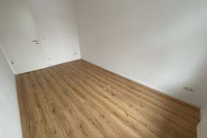 Moderner Grundriss mit geräumiger Wohnküche und Balkon – Vorwerker Str. 109, 23554 Sankt Lorenz Nord, Lübeck – Vorschaubild 7