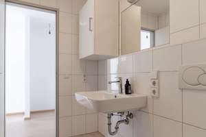 SOFORT BEZUGSFREIE helle 2-Zimmer-Wohnung mit Balkon - ideal zur Eigennutzung oder zur Kapitalanlage – Die vollständige Adresse der Immobilie erhältst du vom Anbieter., 79108 Zähringen, Freiburg im Breisgau – Vorschaubild 18