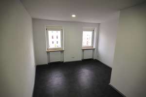 Zweitbezug - 2 Zimmer / Küche / Bad / Flur direkt am Arnulfsplatz – Zur schönen Gelegenheit 7, 93047 Innenstadt, Regensburg – Vorschaubild 4