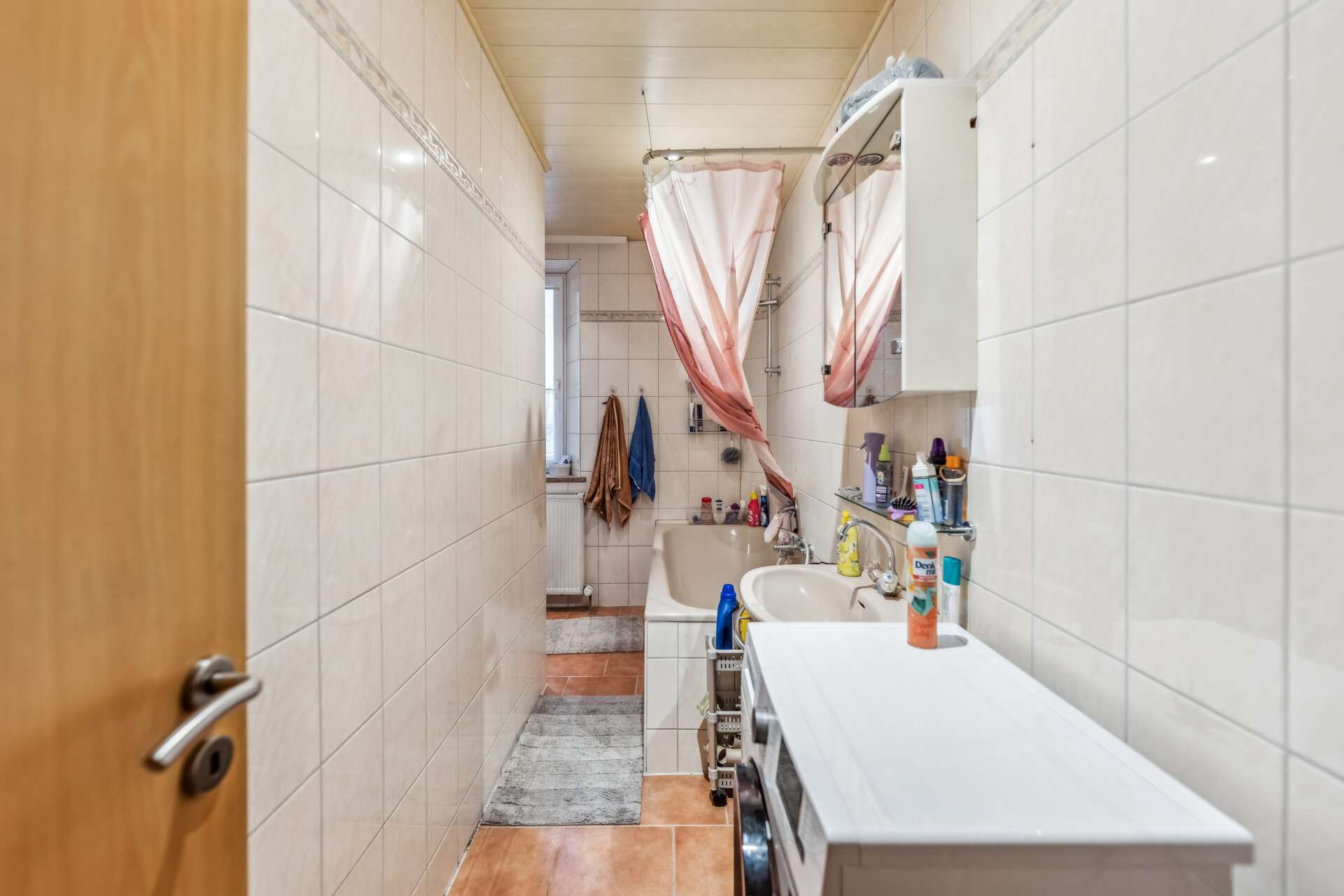 Immobilie in Gunzenhausen - Wohnhaus mit 3 abgeschlossenen Wohneinheiten - Bild 3