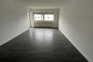 Lichtdurchflutete 3-Zimmer-Wohnung mit Balkon – Theodor-Heuss-Ring 46, 55232 Alzey – Vorschaubild 2