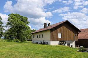 Großzügiges landwirtschaftliches Anwesen mit ca. 53.000 m² Grund – Wohnen &  Landwirtschaft! – Die vollständige Adresse der Immobilie erhältst du vom Anbieter., 94575 Windorf – Vorschaubild 20