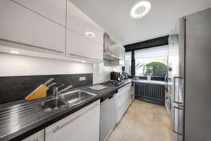 Schönes Reihenhaus im Bauhausstil mit sonnigem Garten und großer Terrasse – Die vollständige Adresse der Immobilie erhältst du vom Anbieter., 76199 Rüppurr, Karlsruhe – Vorschaubild 9