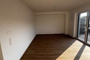 2-Zimmer-Wohnung mit zwei Dachterrasse und Aufzug – Burtscheider Str. 17 e, 52064 Marschiertor, Aachen – Vorschaubild 2