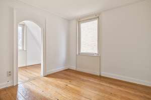 Altbau trifft Fernblick - Wohnen mit Altbau-Charakter im Heusteigviertel