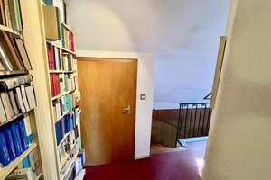 Idyllisch Wohnen in der 2. Reihe- freistehendes Einfamilienhaus mit 10 Zimmern – Die vollständige Adresse der Immobilie erhältst du vom Anbieter., 28355 Oberneuland, Bremen – Vorschaubild 35