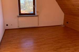 Verkauf von einem freistehenden Einfamilienhaus mit möglicher Einliegerwohnung  in Schrobenhausen! – Die vollständige Adresse der Immobilie erhältst du vom Anbieter., 86529 Schrobenhausen – Vorschaubild 3